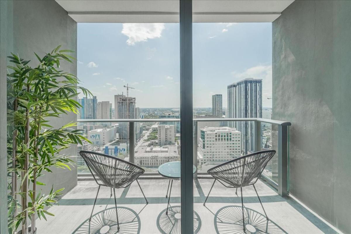 Tr Miami 2 Bedroom, 1 Bedroom, And Studio Condos With Balconies Exterior foto